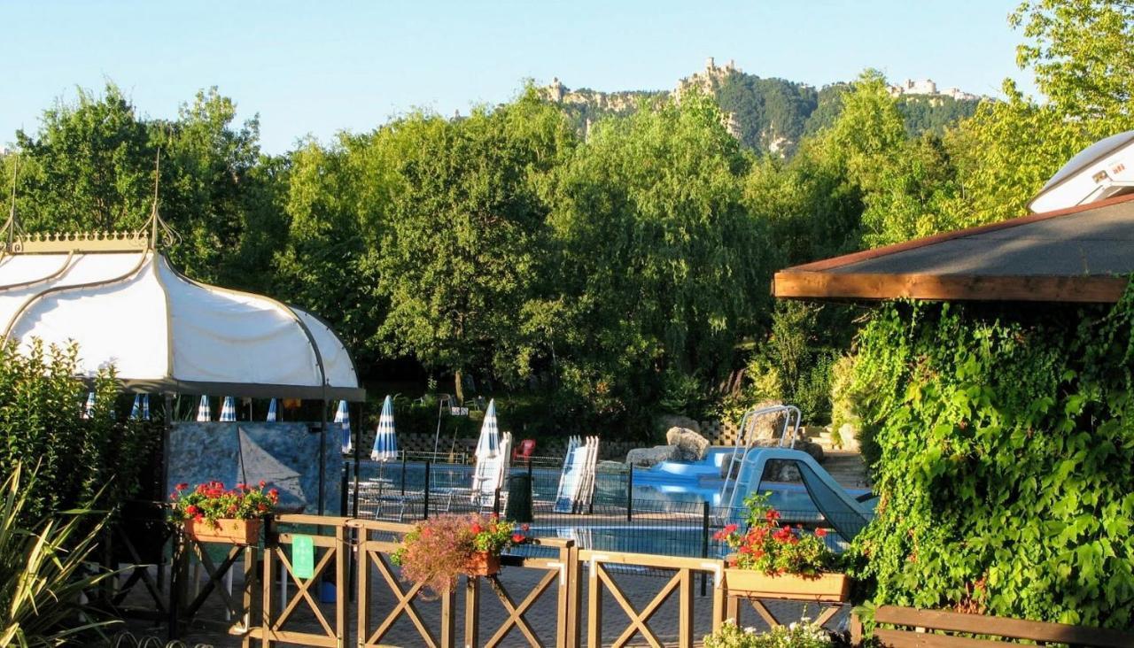 Hotel Divacamp Saint-Marin Extérieur photo